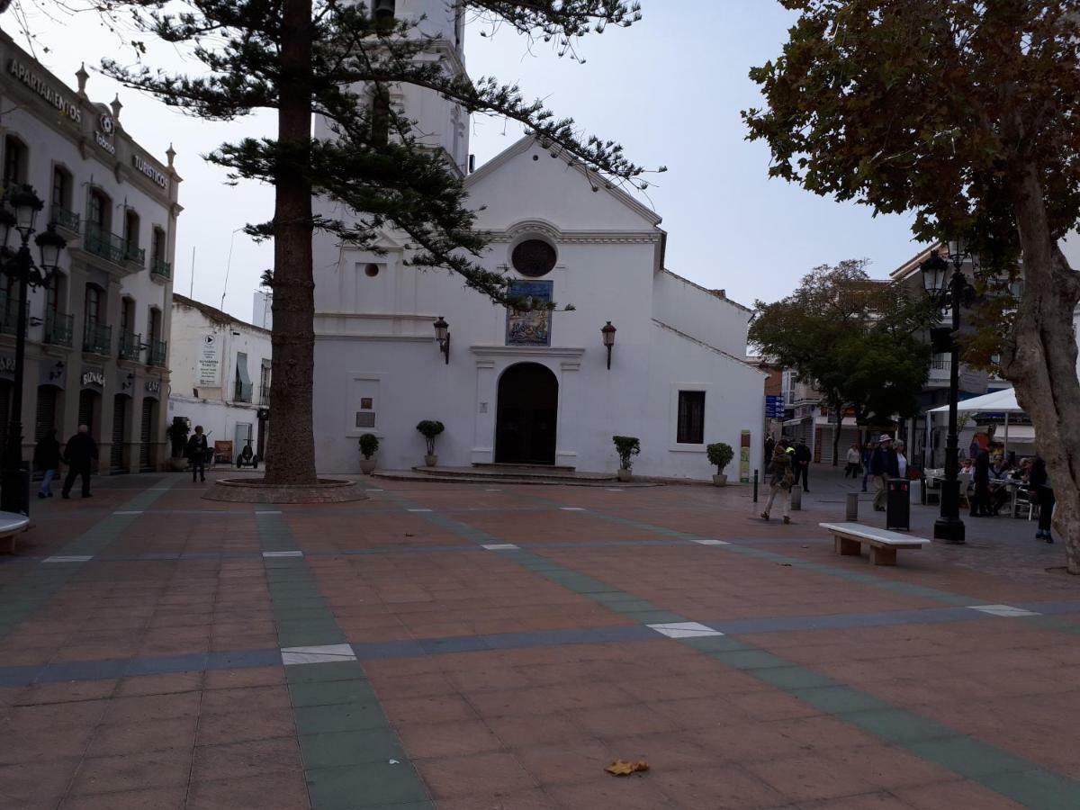 Calle Antonio Millon Нерха Экстерьер фото